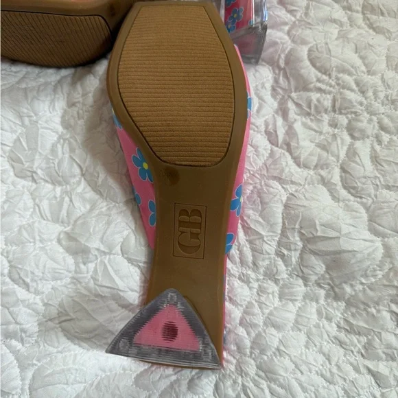 Pink and Blue Floral Sling with Lucite Heel - Picture 4 of 4